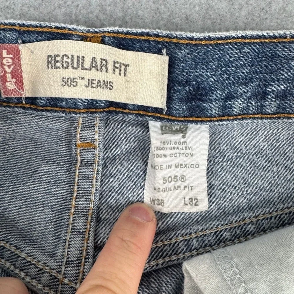 Vintage Levi 505 Jeans Mens‎ 36x32 Distressed Thrashed Regular Fit Denim Rodeo
